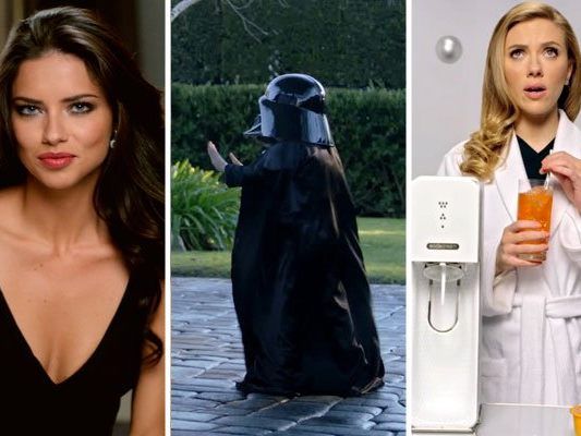 Auch Stars wie Adriana Lima und Scarlet Johansson werben während des Super Bowls. Auch Stars wie Adriana Lima und Scarlet Johansson werben während des Super Bowls.