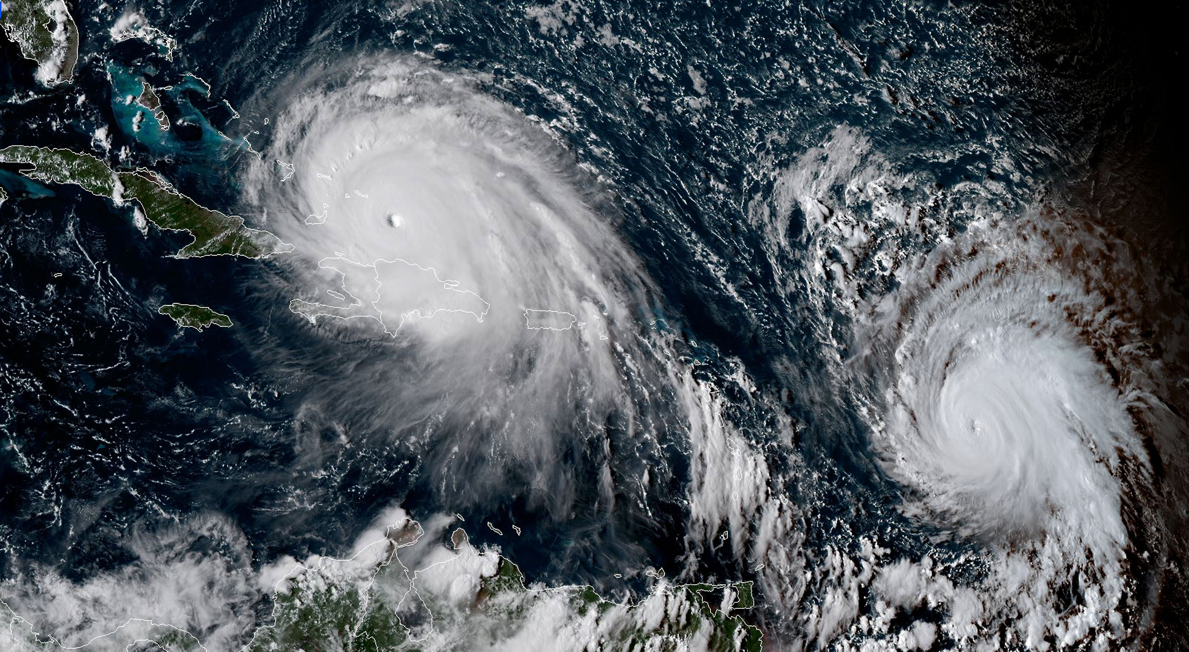 AFP PHOTO / NOAA/RAMMB AFP PHOTO / NOAA/RAMMB