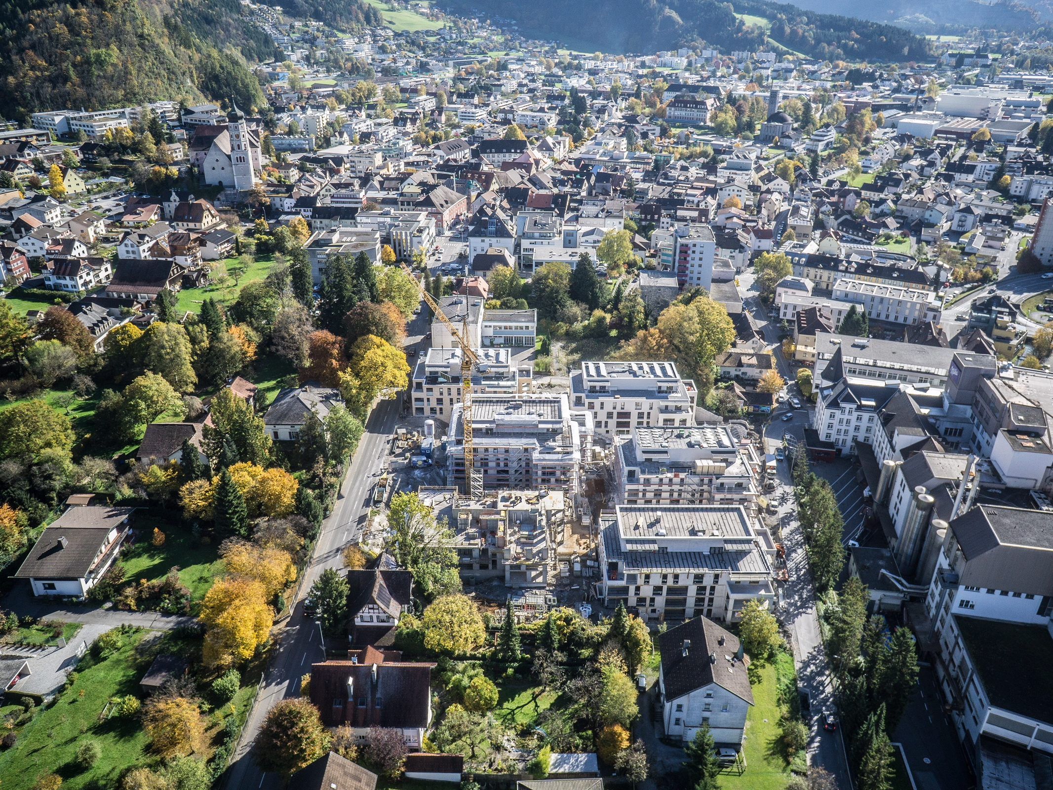 Es braucht Platz zum Wohnen, Arbeiten, Erholen und für die Landwirtschaft. Es braucht Platz zum Wohnen, Arbeiten, Erholen und für die Landwirtschaft.