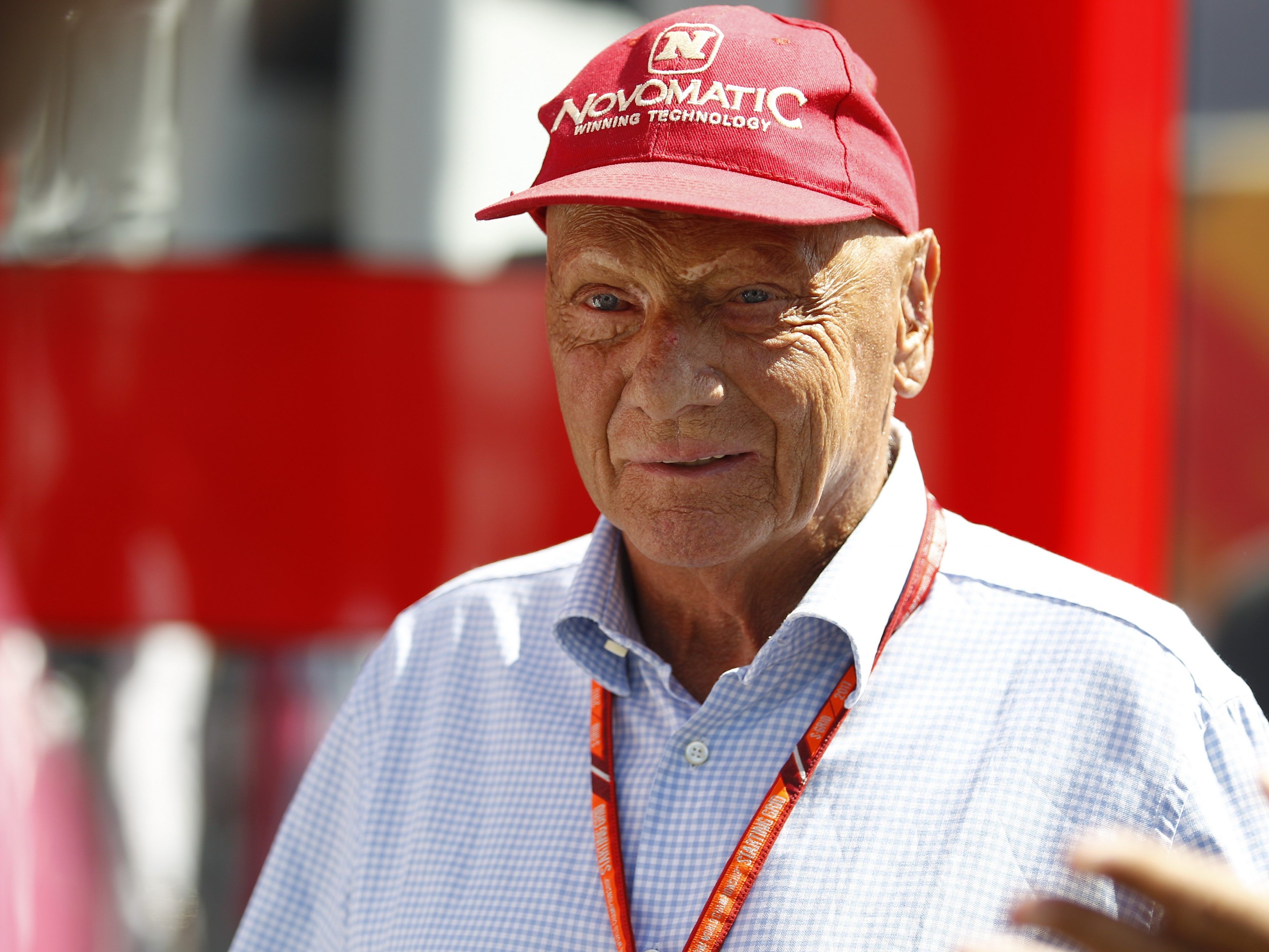 Niki Lauda zeigt sich an einer Übernahme von Niki interessiert.