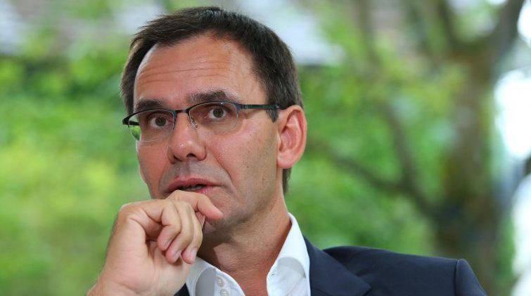 Bernd Hofmeister Bernd Hofmeister