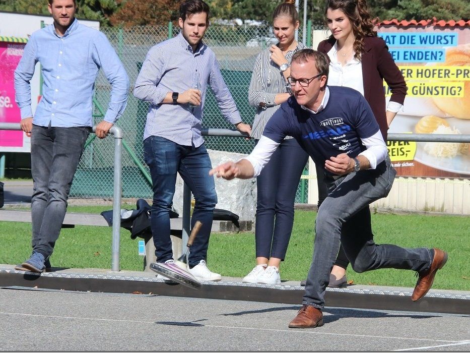 LR Christian Gantner im Stockschießen Bester im Team