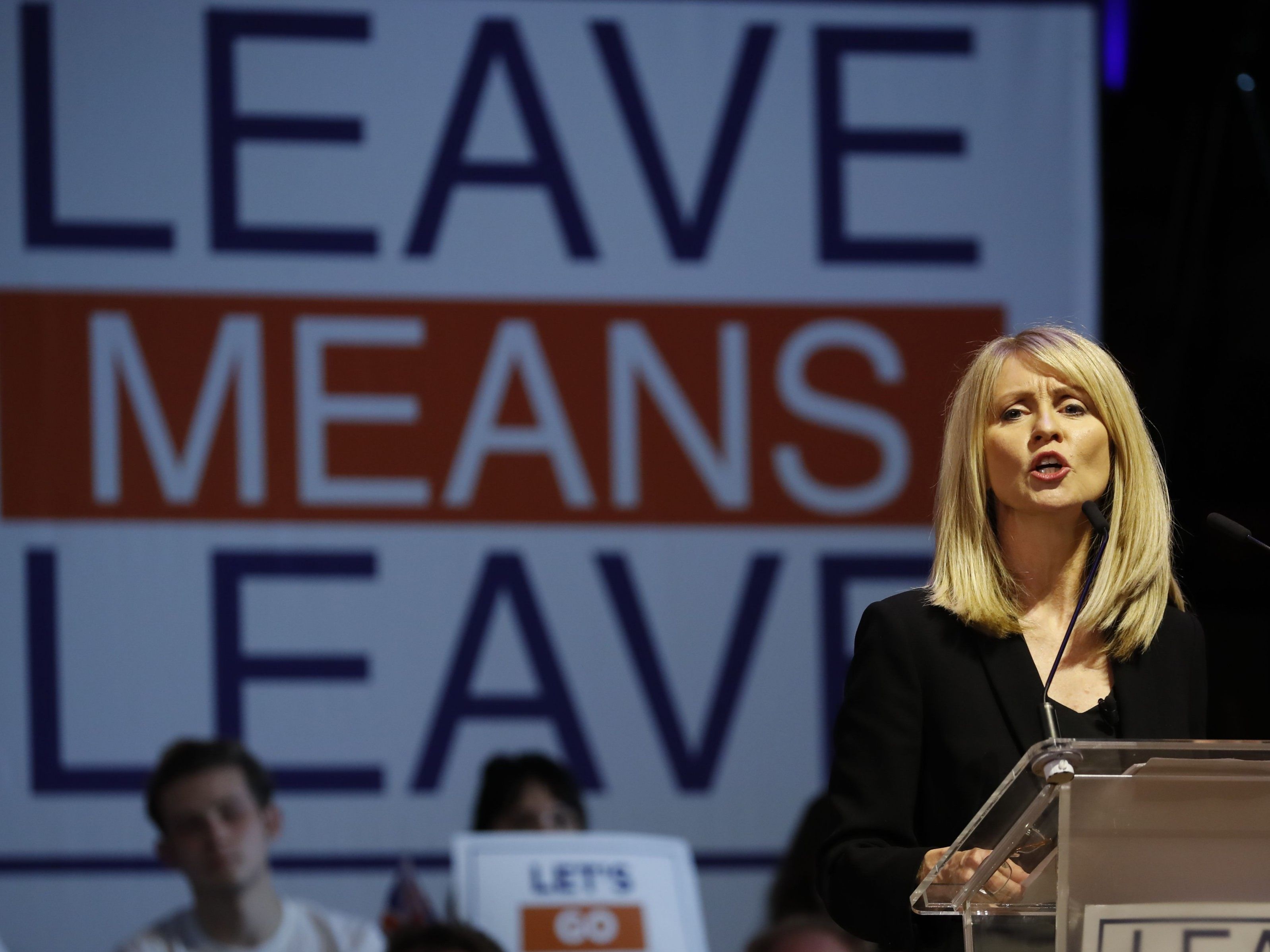 Alles offen in Großbritannien: Neuer Brexit-Deal, kein Deal, neues Referendum, Brexit verschieben - Man sucht nach Auswegen aus dem Chaos. Alles offen in Großbritannien: Neuer Brexit-Deal, kein Deal, neues Referendum, Brexit verschieben - Man sucht nach Auswegen aus dem Chaos.