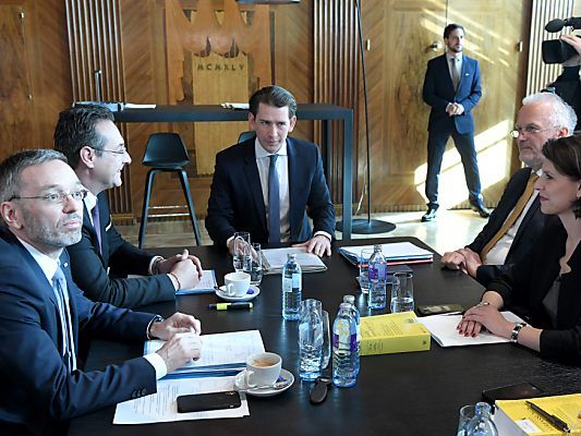 ÖVP und FPÖ hoffen auf Zustimmung der Opposition ÖVP und FPÖ hoffen auf Zustimmung der Opposition
