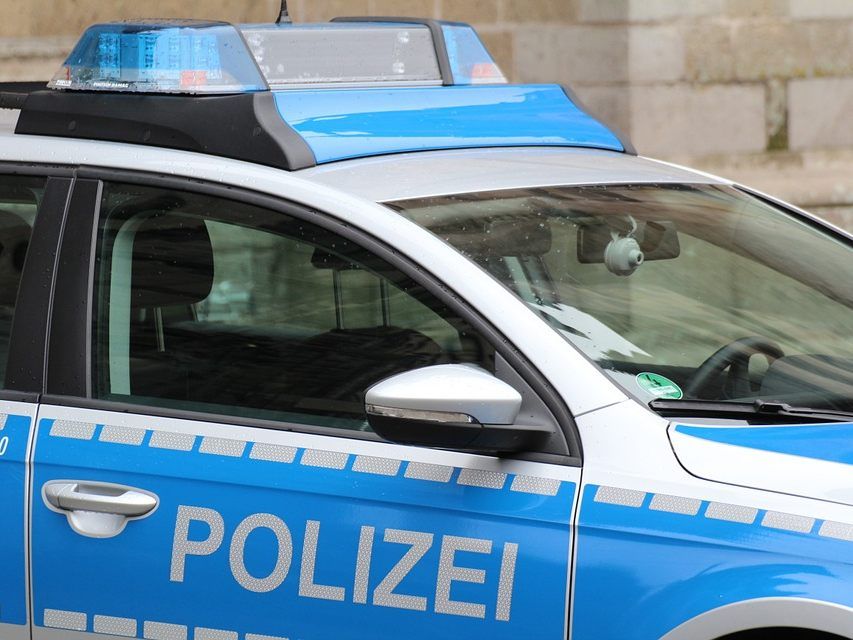 Die Polizei fand bei ihrem Eintreffen eine Leiche.