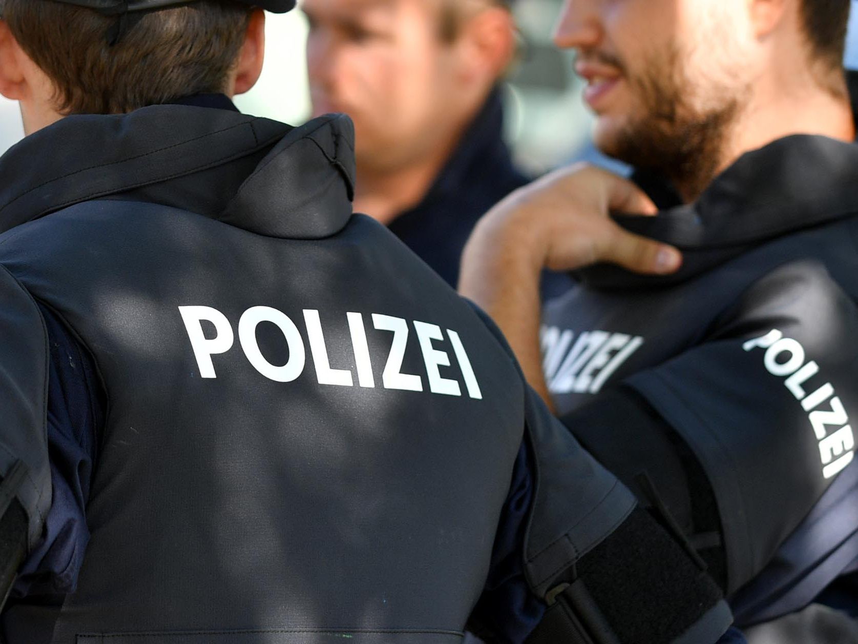 Die Polizei äußert sich zu den Vorfällen bei einer Klima-Demo in Wien.