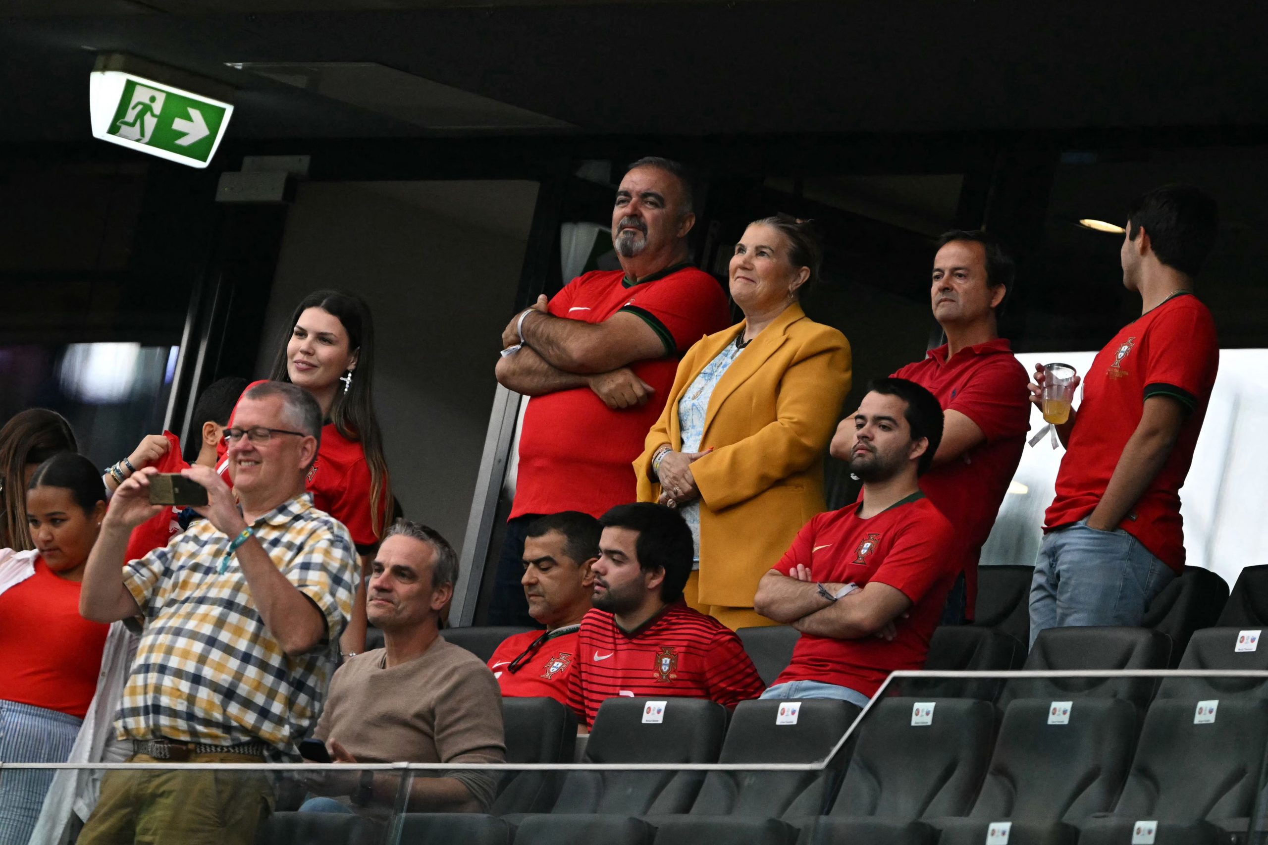 <span style="background-color: initial; font-family: -apple-system, BlinkMacSystemFont, "Segoe UI", Roboto, Oxygen-Sans, Ubuntu, Cantarell, "Helvetica Neue", sans-serif;"> </span>